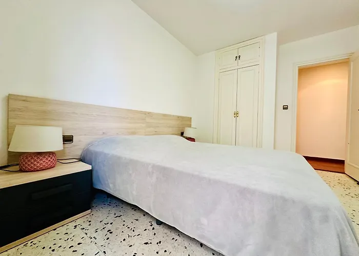 Global Immo 7006 Llotja 2 1-a 公寓 *